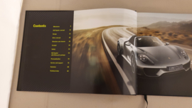 Porsche 918 Spyder Hardcover Broschüre 2013 - EN - Rocket Science