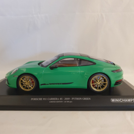 Porsche 911 992 Carrera 4S 2019 Vert Python 1/18 Minichamps 155067325