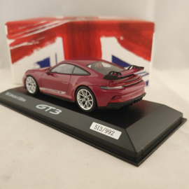 Porsche 911 GT3 (992) 2021 GB editie Rubystar 1:43 Minichamps - WAP0202710RGT3
