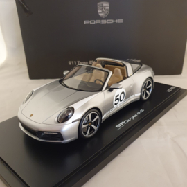 Porsche 911 (992) Targa 4S Heritage Design Edition GT Silver 1:18 Spark - WAP0219120MTRG