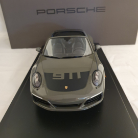 Porsche 991 Targa 4S 2018 gris 1:18 - WAX02100029