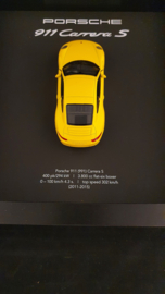 Porsche 911 991 Carrera S Jaune 3D Encadrée dans une boîte d’ombre - échelle 1:37