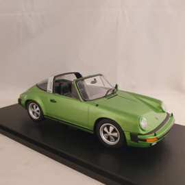 Porsche 911 3.0 SC Targa 1977 green 1/18 KK Scale KKDC180682