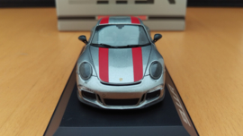 Porsche 911 (991,2) R 2016 rayures rouges argentées Minichamps