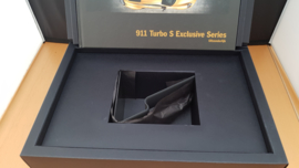 Porsche 911 991.2 Turbo S Exclusive series - Mobile Phone stand