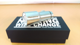 Porsche USB car charger new Panamera met USB aansluitingen