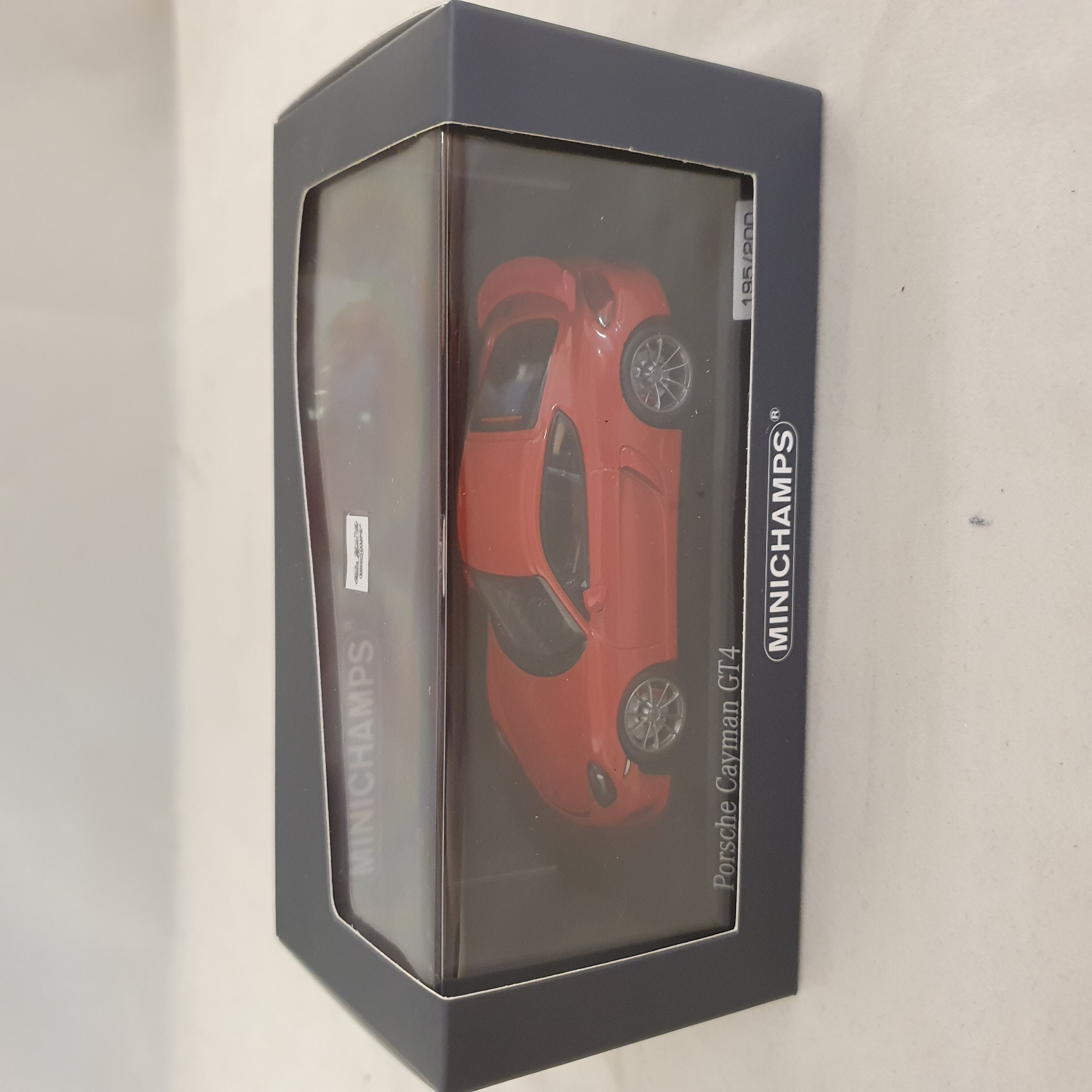 Porsche Cayman GT4 Guards Red Minichamps - CA04316069