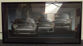 Porsche generatie 911 4S (996) Boxster S (986) en Cayenne Turbo kunstwerk ingelijst met verlichting