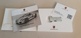 Porsche IAA 2013 - Ensemble d’informations de presse avec clé USB