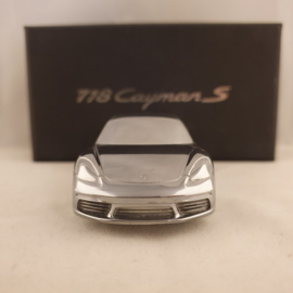 Porsche 718 Cayman S  - Briefbeschwerer