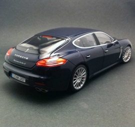 Porsche Panamera Turbo S (G1 II) 2014