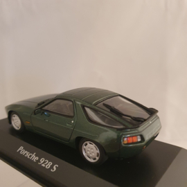 Porsche 928 S 1979 Vert métallisé 1/43 Minichamps 940068121