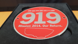 Grill badge - Porsche 919 Mission 2014 "Our Return"