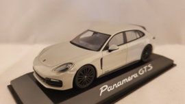 Porsche Panamera GTS Sport Turismo 2018 - WAP0207640J