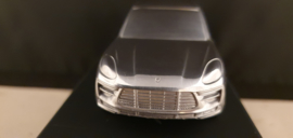 Porsche Macan Turbo 2020 - Paperweight