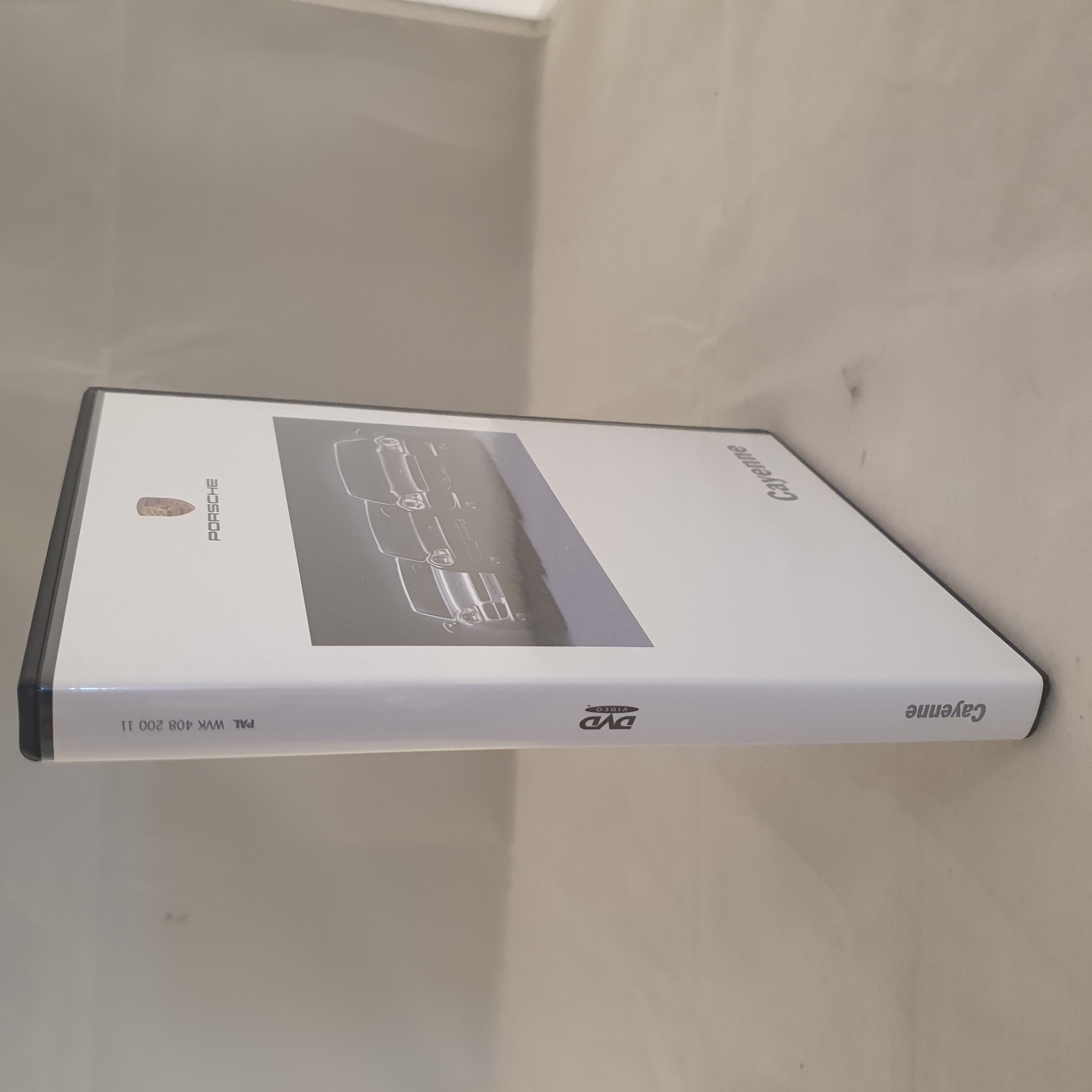 Porsche DVD - Cayenne - 2003