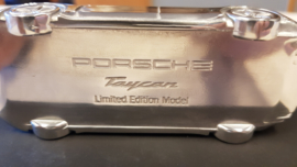 Porsche Taycan 2019 - Presse Papier