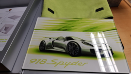 Porsche 918 Spyder - VIP Owner Box 2012