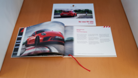 Porsche 911 991.2 GT3 hardcover brochure 2017 Including pricelist