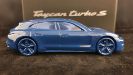 Porsche Taycan Cross Turismo Turbo S Neptune Blue 2021 - Briefbeschwerer