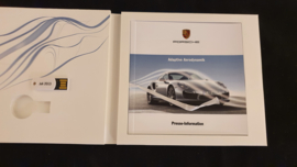 Porsche 911 991 Adaptive Aerodynamik - Presseinformationen set mit USB stick