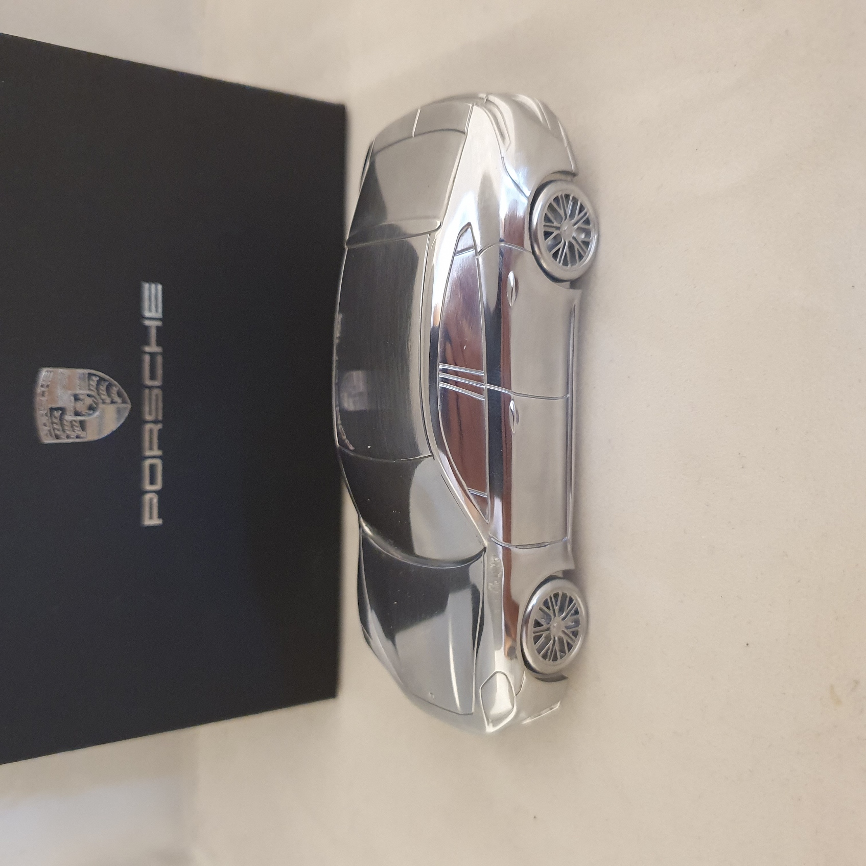 Porsche Panamera EV 2025  - Paperweight