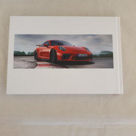 Porsche 911 991.2 GT3 hardcover brochure 2017 - EN