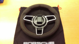 Porsche Cayman GT4 - Racing wheel controller