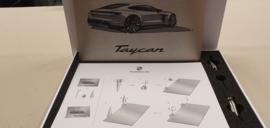 Porsche Taycan Design schets - gift box