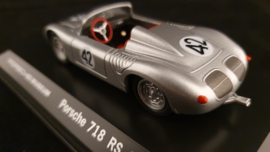 Porsche 718 RS 60 Spyder #42 winnaar 12h Sebring 1960 Herrmann, Gendebien