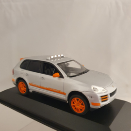 Porsche Cayenne Transsyberia 2007 1/43 Minichamps 400066290