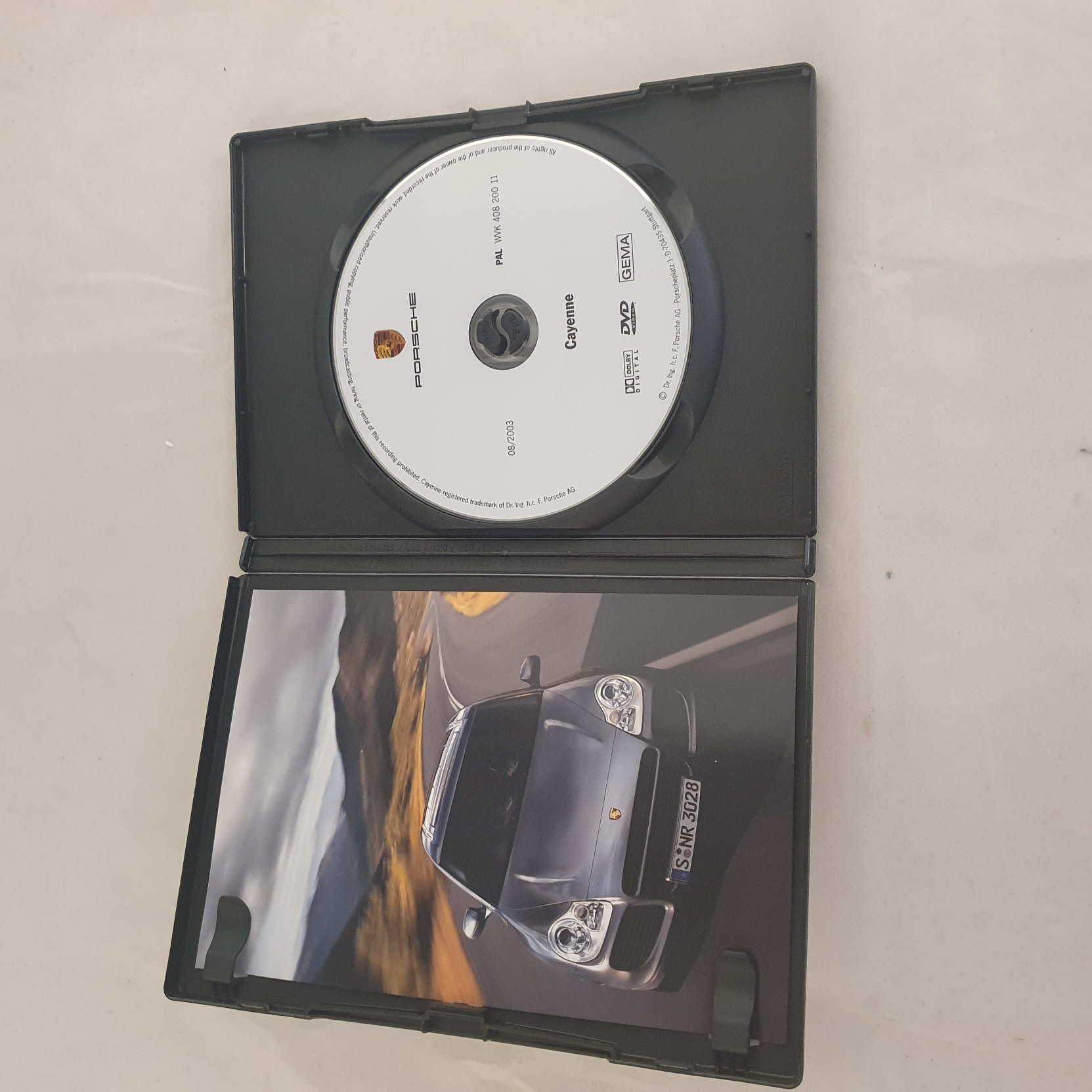 Porsche DVD - Cayenne - 2003