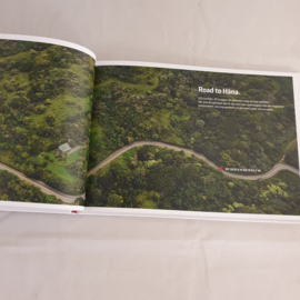 Porsche 718 Boxster / Cayman GTS Hardcover brochure 2018 WSLN1801000391