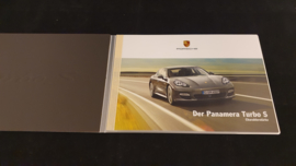 Porsche Panamera Turbo S Aluminium broschüre 2011 - Mitarbeiter Tisch