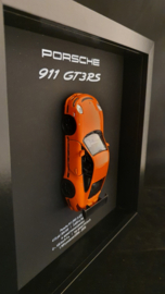 Porsche 911 997 GT3 RS Oranje 3D Framed in schaduwbox - schaal 1:37