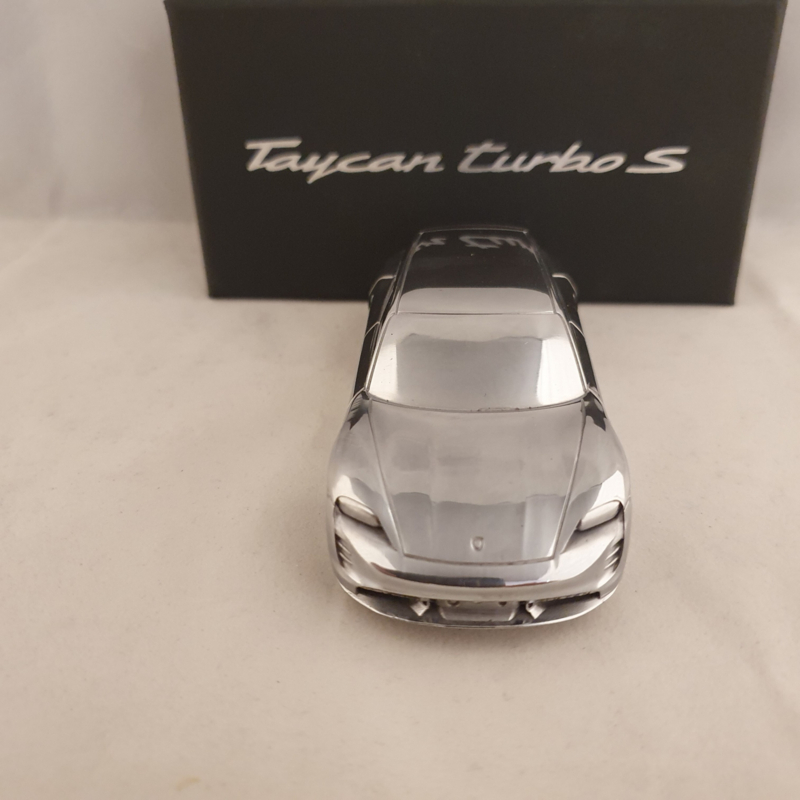 Porsche Taycan Sport Turismo Turbo S 2023 - Briefbeschwerer, Porsche  Schreibtisch Zubehör
