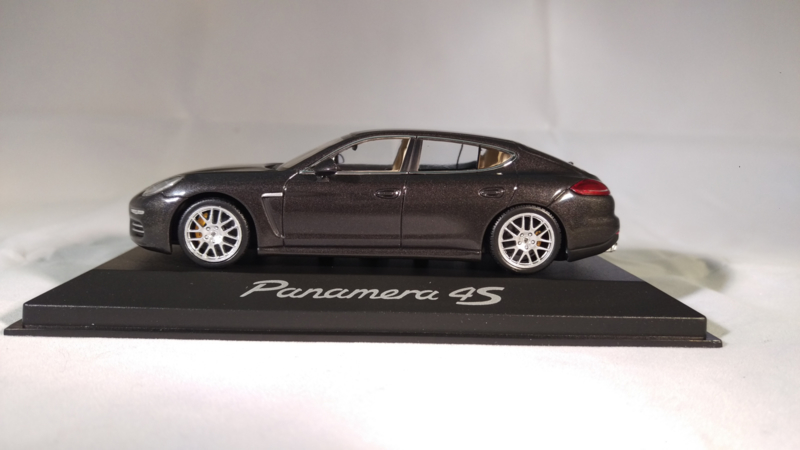 Porsche Panamera 4 S (G1 II) - 2014