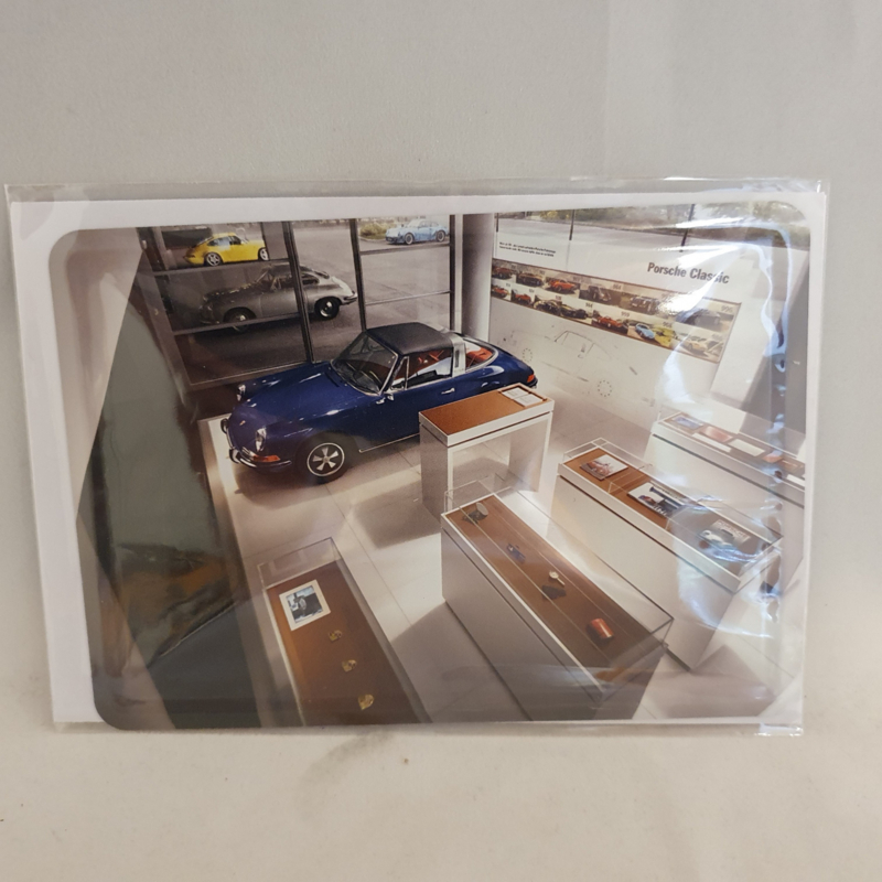 Salle d’exposition de cartes postales en étain Porsche Classic