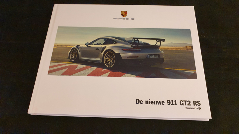 Porsche 911 991.2 GT2 RS hardcover brochure 2017 - Dutch