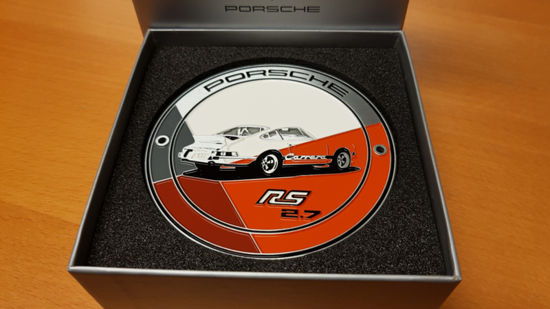 Grill badge - Porsche 911  Carrera RS Porsche Design | Porsche license  plate holder and grill badges | Flatsix-Sportscar-Collectables