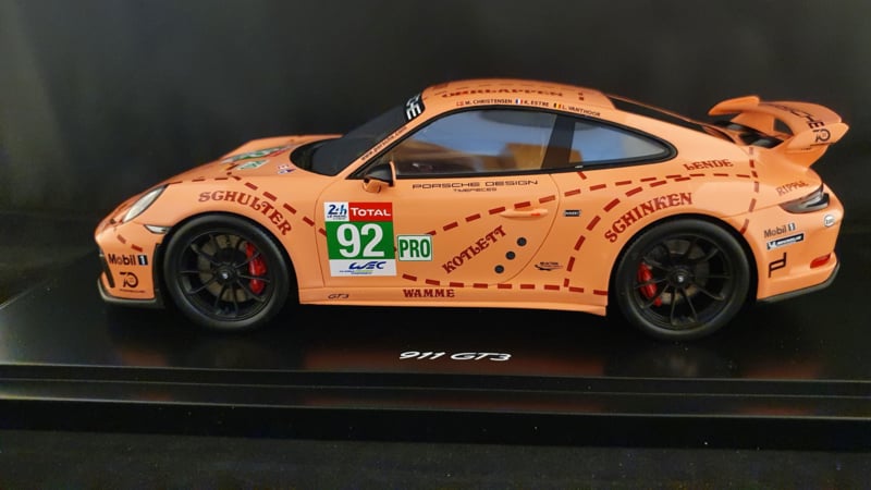 Porsche 911 (991 II) GT3 Pink Pig Taxi Leipzig 2019 1:18 - Spark 