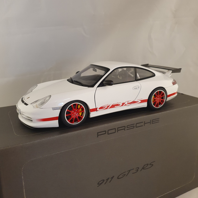 PORSCHE 911 996 GT3 R White Autoart AA 1/18 EUR 150,00 - FR