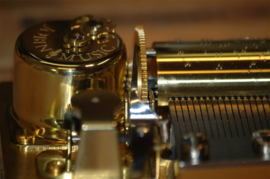 Los muziekdoos mechaniek/ loopwerk 18 tonen - Canon in D/ J Pachelbel