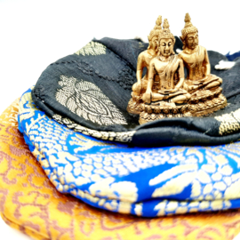 Boedha Sakyamuni | mini (reis) beeldje per 1 stuk met 1 stoffen zakje