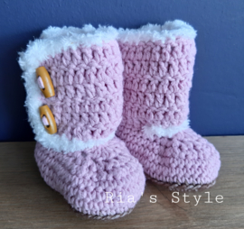 Gehaakte baby booties rose