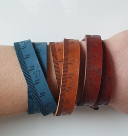 Leren armband "ruler"