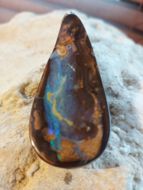 Hanger boulder opaal