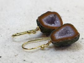 mini agaat geode oorbellen