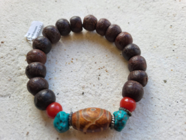 bijzondere armband met bodhi hout