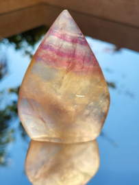 regenboog fluoriet sculptuur